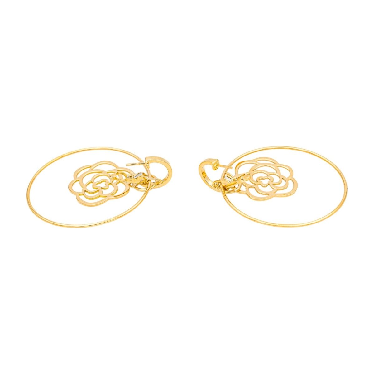 Boucles d'oreilles CHANEL "Camélia" en or jaune - Castafiore