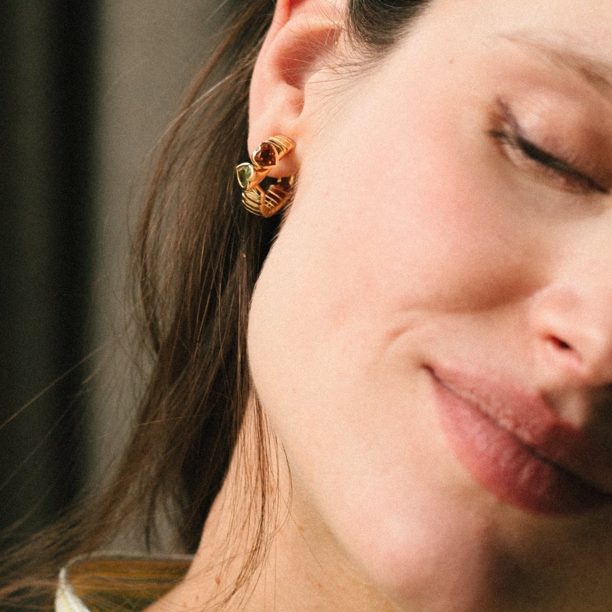 Boucles d'oreilles Clip BULGARI Coeurs en or jaune, péridot et citrine - Castafiore