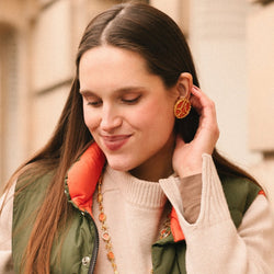 Boucles d'oreilles Clip MAUBOUSSIN en or jaune et corail - Castafiore