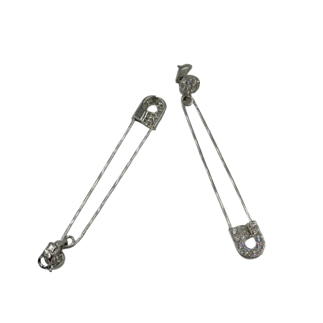 Boucles d'oreilles Clips CHANEL en or blanc et diamants - Castafiore