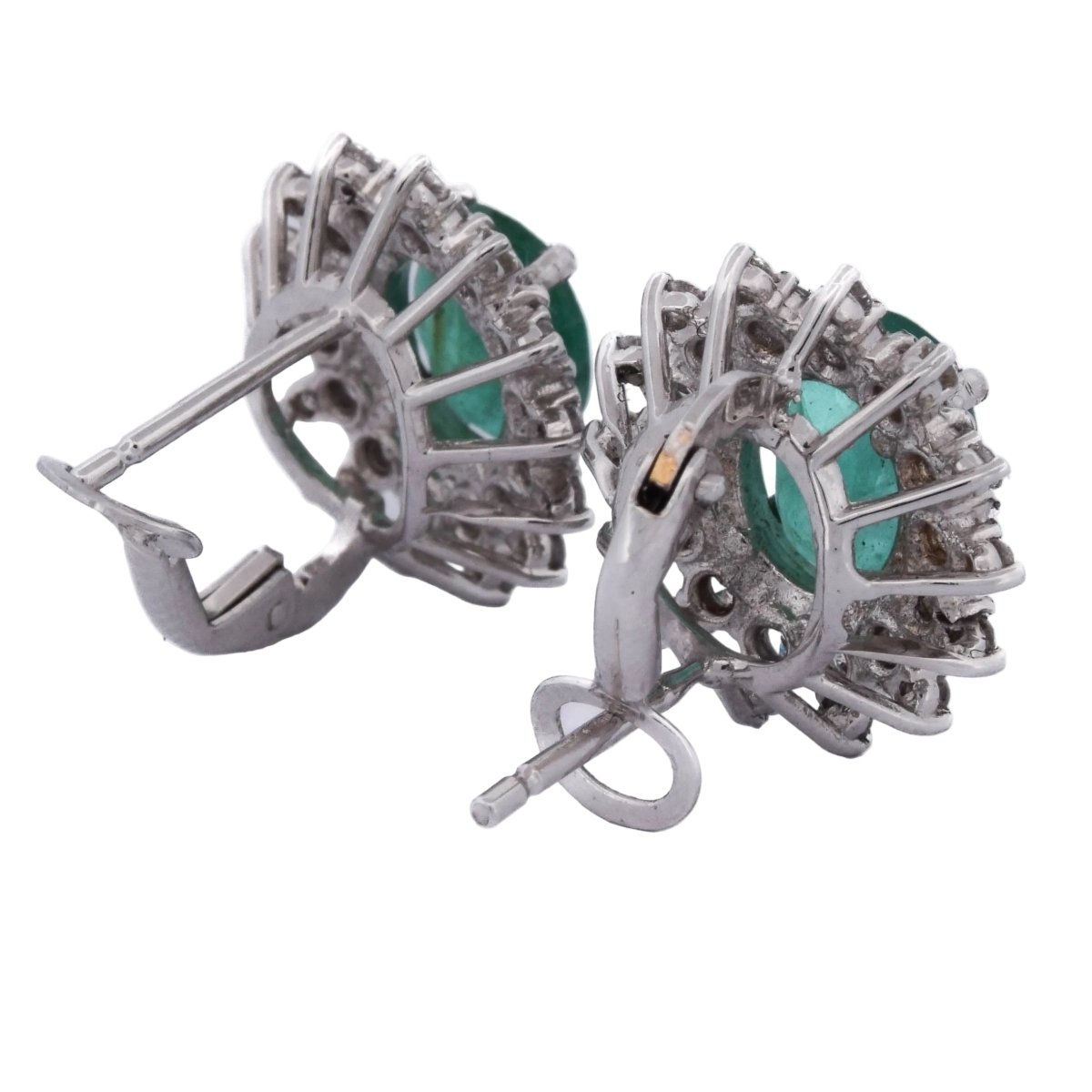 Boucles d'oreilles Clips en or blanc, émeraudes et diamants - Castafiore