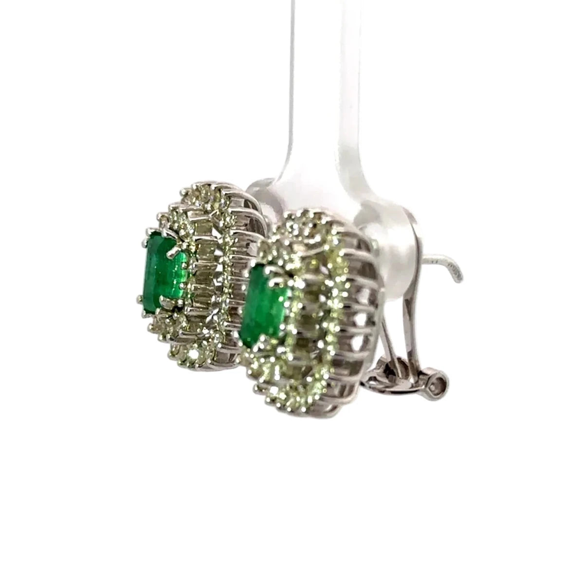 Boucles d'oreilles Clips en or blanc, émeraudes et diamants - Castafiore