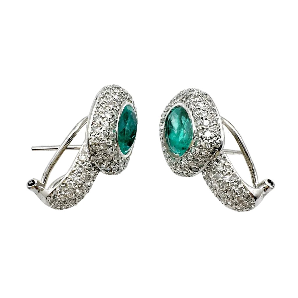 Boucles d'oreilles Clips en or blanc, émeraudes et diamants - Castafiore