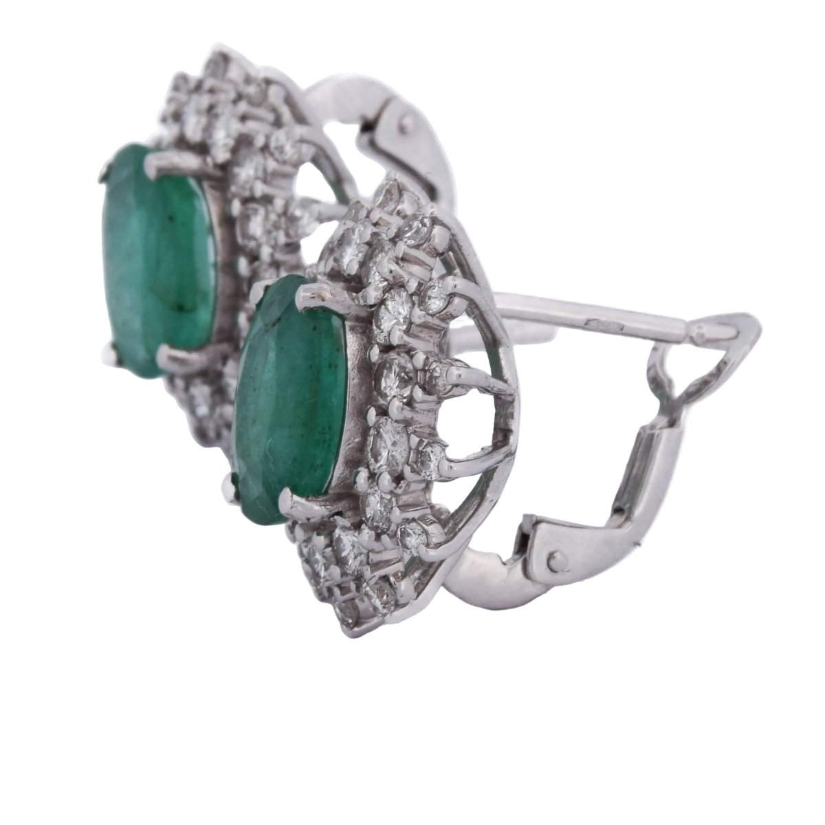 Boucles d'oreilles Clips en or blanc, émeraudes et diamants - Castafiore