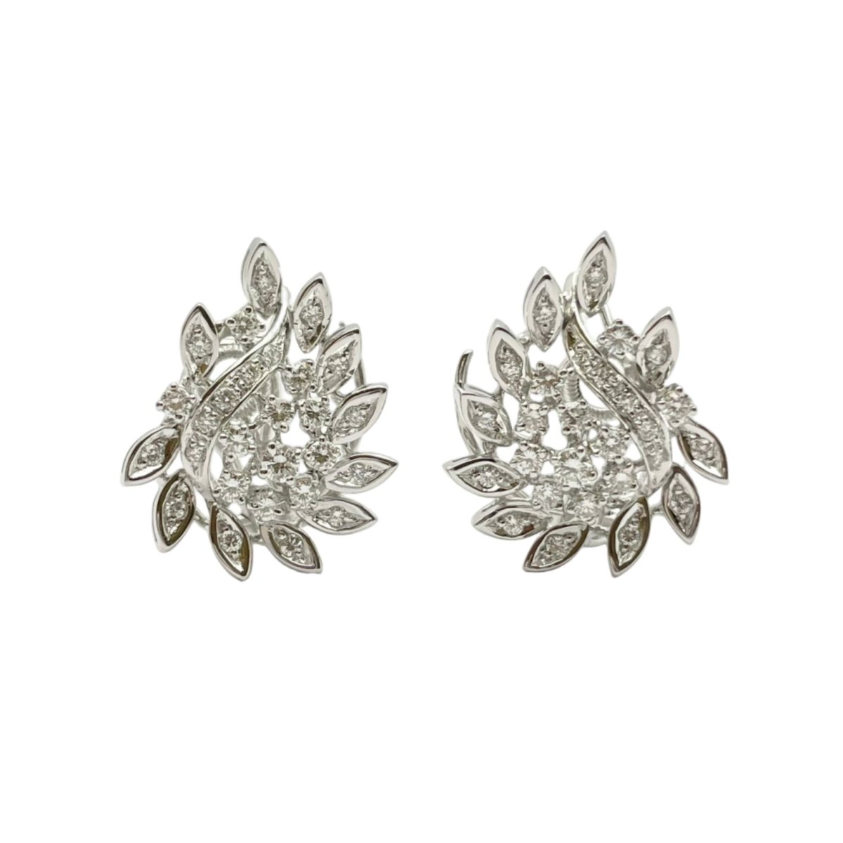 Boucles d'oreilles Clips en or blanc et diamants - Castafiore