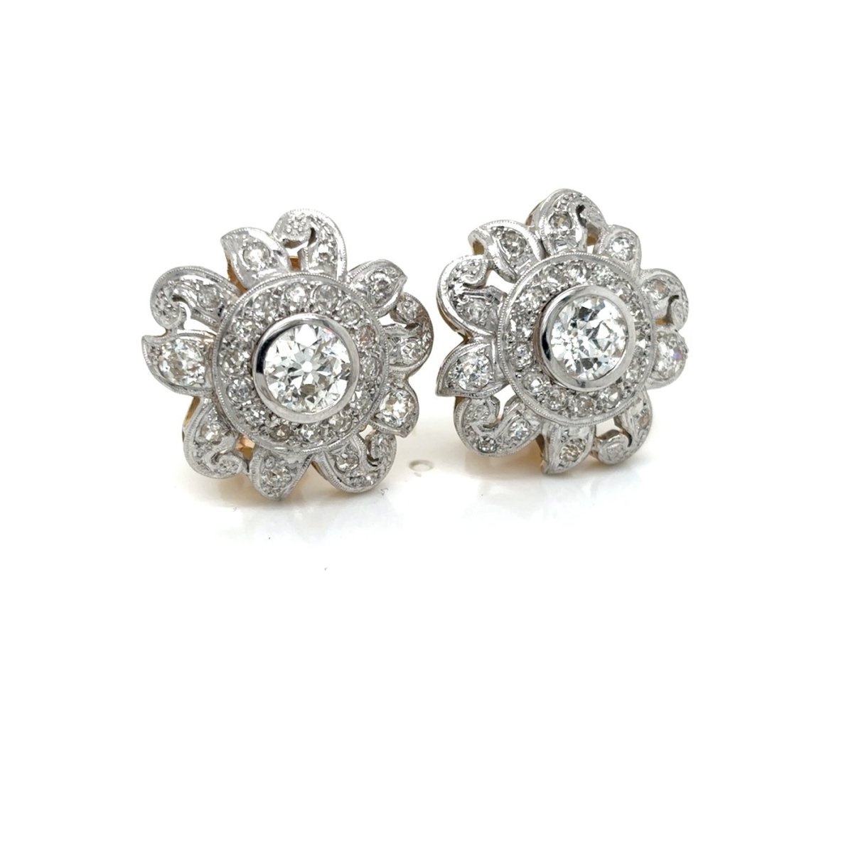 Boucles d’oreilles Clips en or blanc, or jaune et diamants - Castafiore