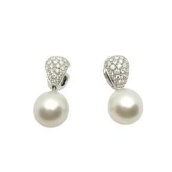 Boucles d'oreilles Clips en or blanc, perles et diamants - Castafiore