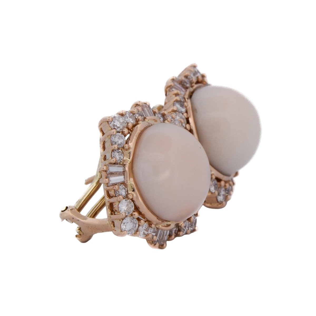 Boucles d'oreilles Clips en or jaune, corail et diamants - Castafiore