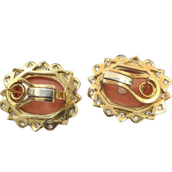 Boucles d'oreilles Clips en or jaune, corail et diamants - Castafiore