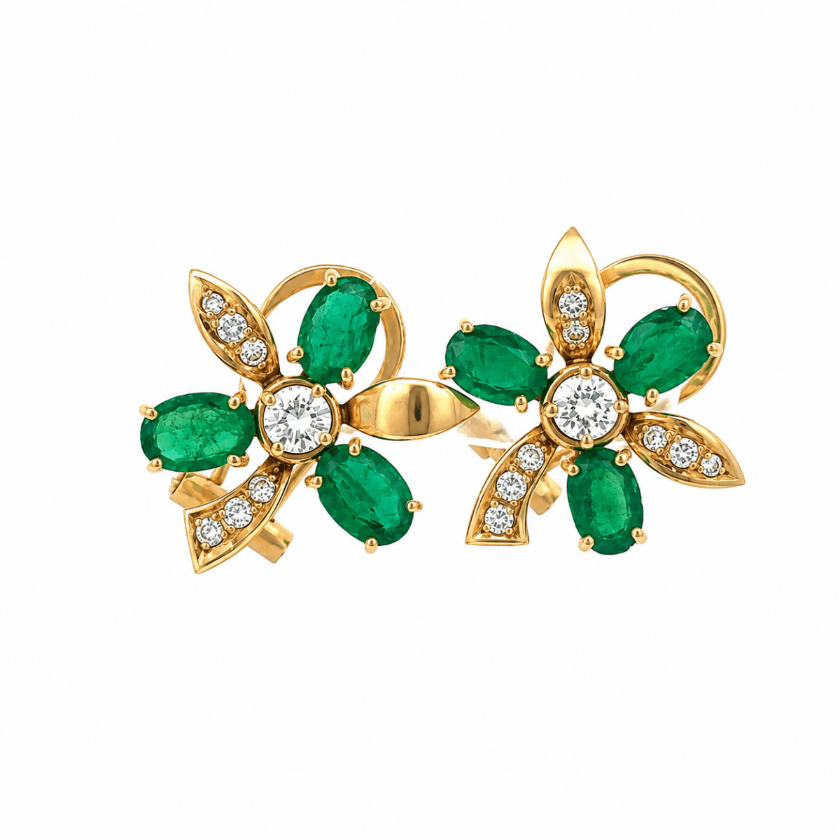 Boucles d'oreilles Clips en or jaune, émeraudes et diamants - Castafiore