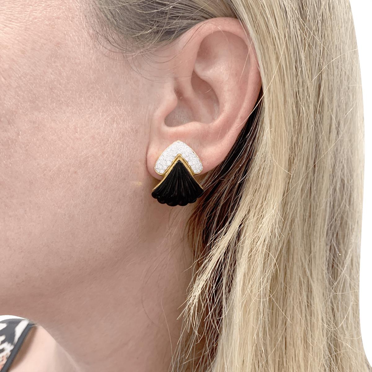 Boucles d'oreilles Clips en or jaune, onyx et diamants - Castafiore