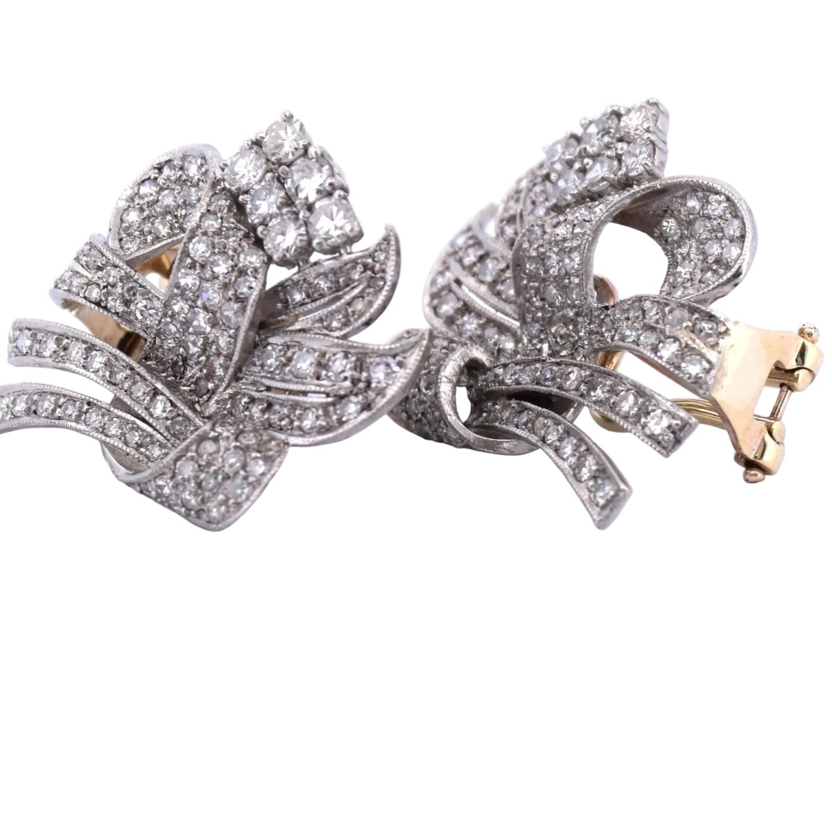 Boucles d'oreilles Clips en or jaune, platine et diamants - Castafiore