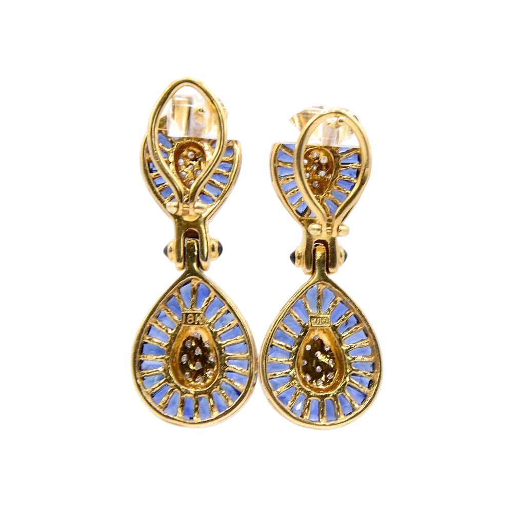 Boucles d'oreilles Clips "Rosée" en or jaune, or blanc, saphirs et diamants - Castafiore