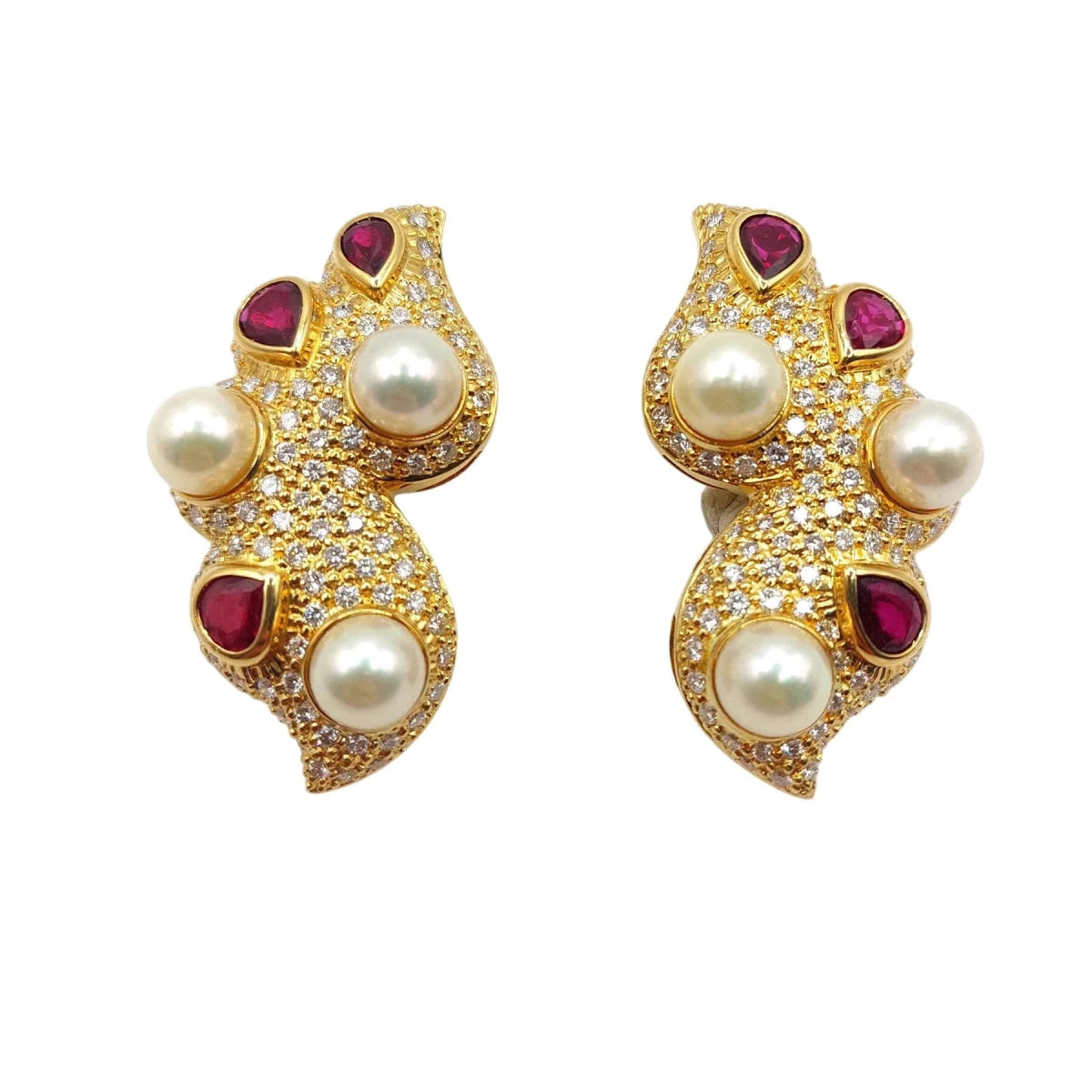 Boucles d'oreilles Clips VASARI "Nuages" en or jaune, rubis, perles et diamants - Castafiore