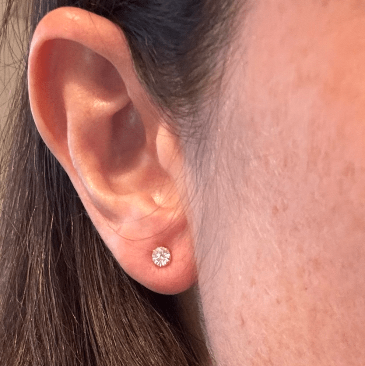 Boucles d'oreilles clous en diamant - Castafiore