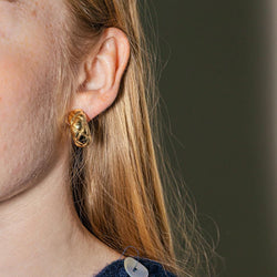 Boucles d'oreilles Créoles CHAUMET en or jaune - Castafiore