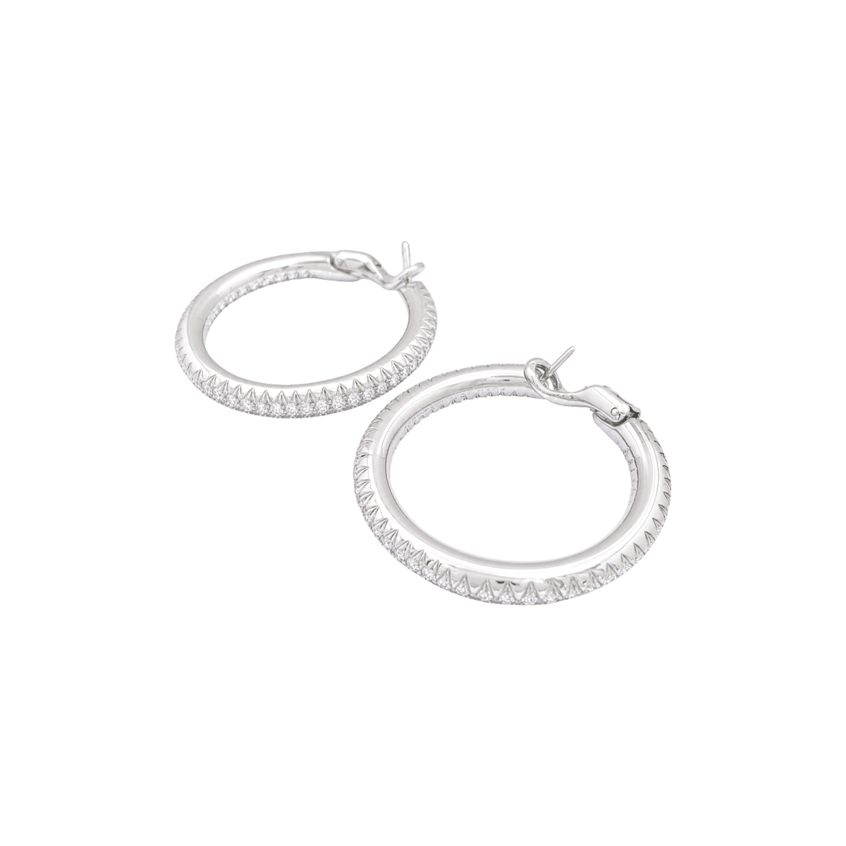 Boucles d'oreilles Créoles CHAUMET "Tube" en or blanc et diamants - Castafiore