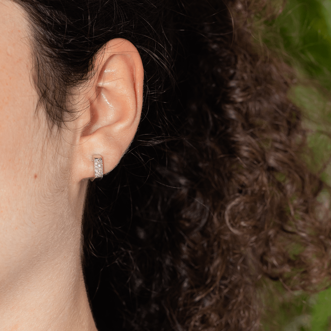 Boucles d'oreilles Créoles en or blanc et diamants - Castafiore