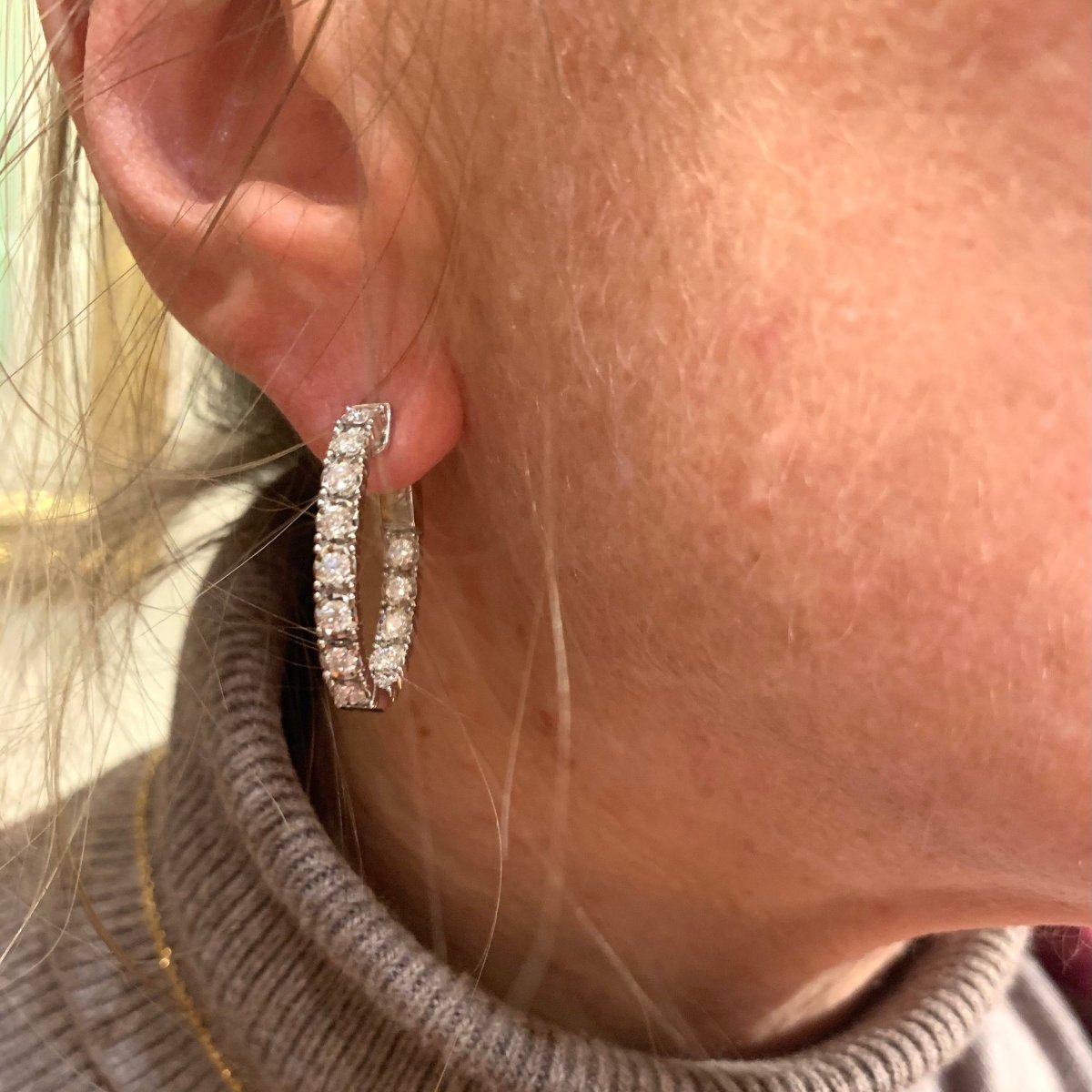 Boucles d'oreilles Créoles en or blanc et diamants - Castafiore