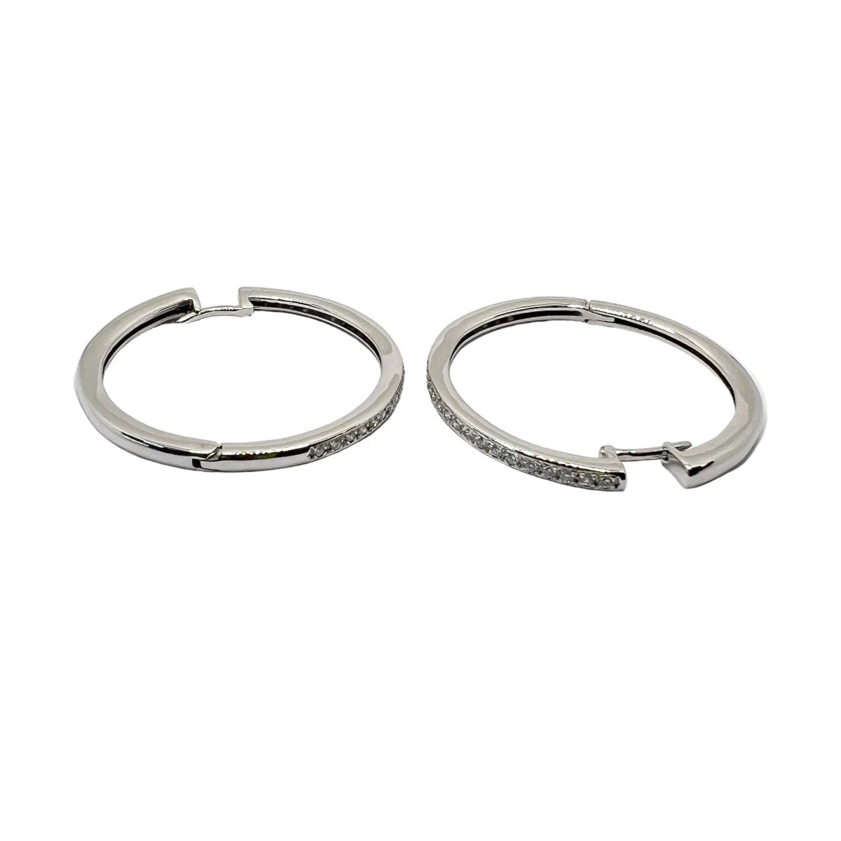 Boucles d'oreilles Créoles en or blanc et diamants - Castafiore