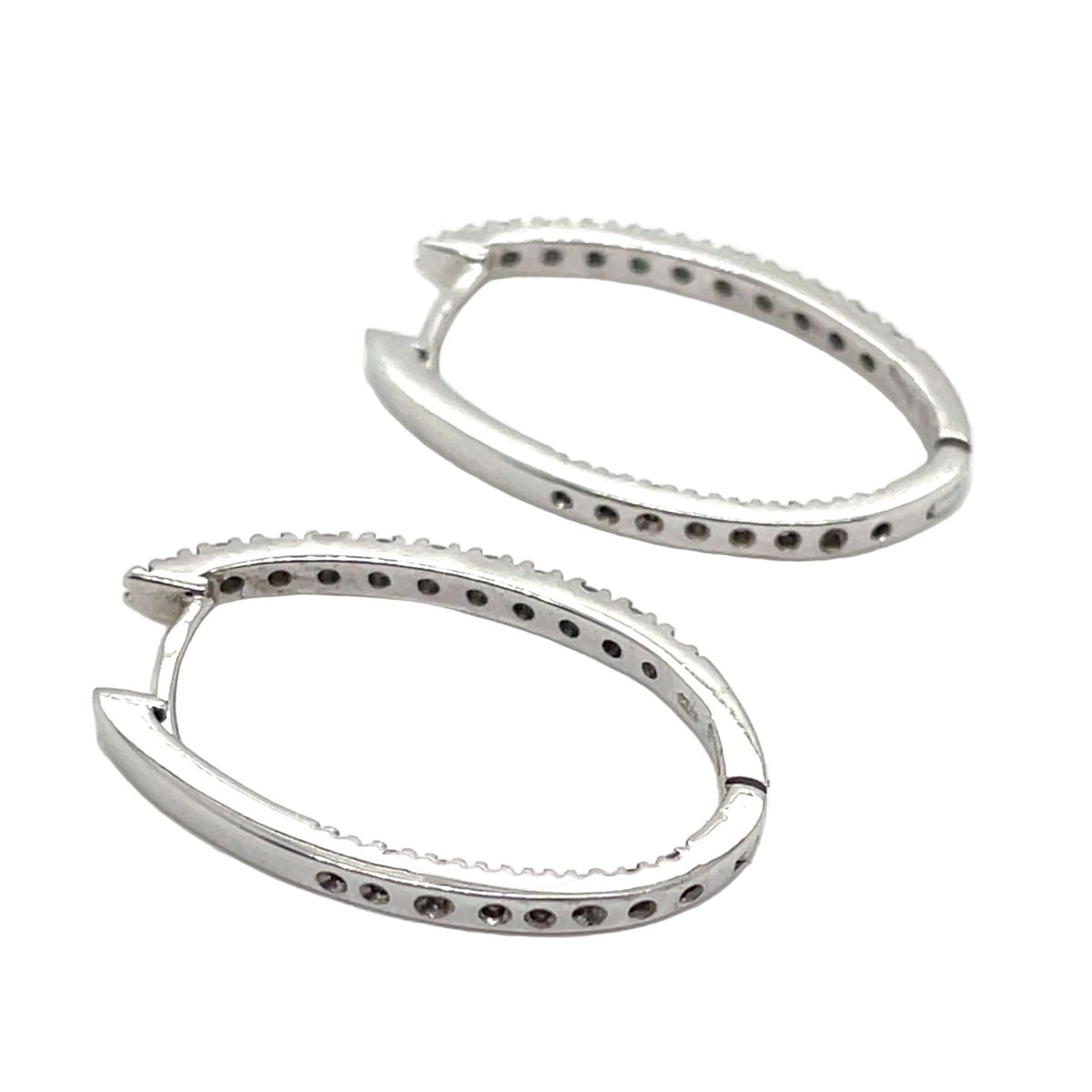 Boucles d'oreilles Créoles en or blanc et diamants - Castafiore