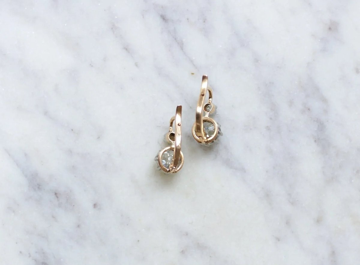 Boucles d'oreilles dormeuses anciennes diamants 1,10 Ct - Castafiore