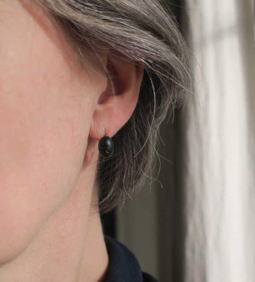 Boucles d’oreilles dormeuses anciennes Jais étoilé Or rose - Castafiore