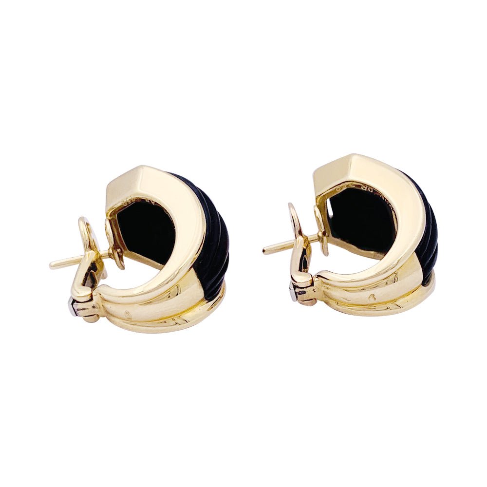 Boucles d'oreilles Dormeuses BOUCHERON vintage en or jaune et bois - Castafiore