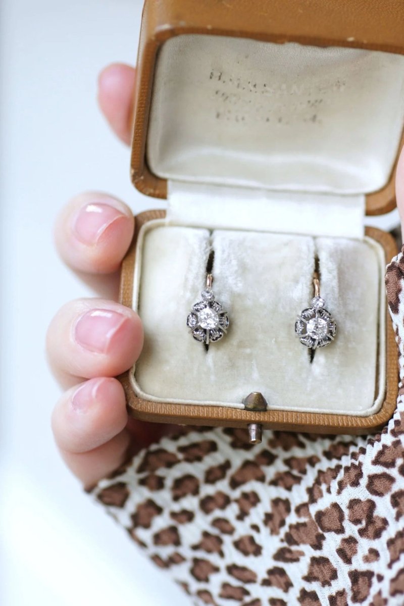 Boucles d'oreilles dormeuses diamants 0,50 Ct - Castafiore