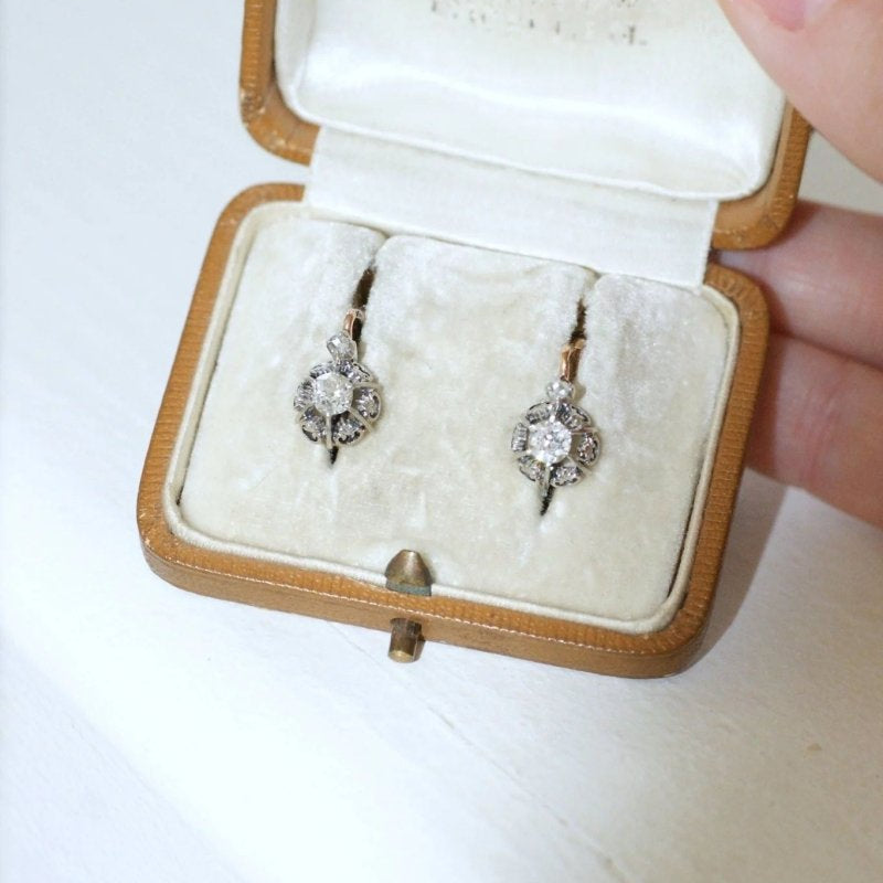 Boucles d'oreilles dormeuses diamants 0,50 Ct - Castafiore