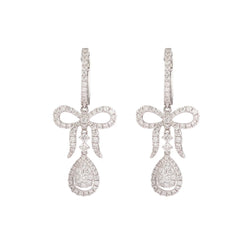 Boucles d’oreilles Dormeuses en or blanc et diamants - Castafiore