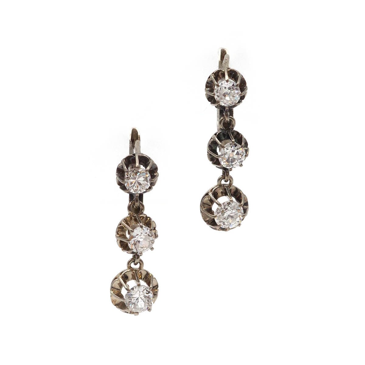 Boucles d'oreilles Dormeuses en or blanc et diamants - Castafiore