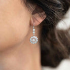 Boucles d'oreilles Dormeuses en or blanc et diamants - Castafiore