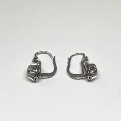 Boucles d’oreilles dormeuses en or blanc et diamants - Castafiore