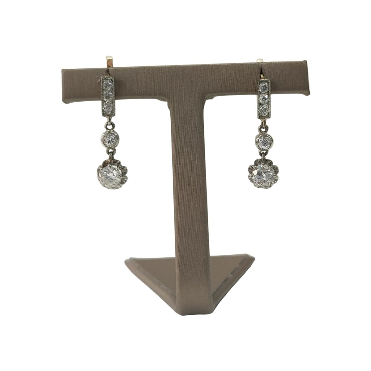 Boucles d'oreilles Dormeuses en or blanc, or jaune et diamants - Castafiore