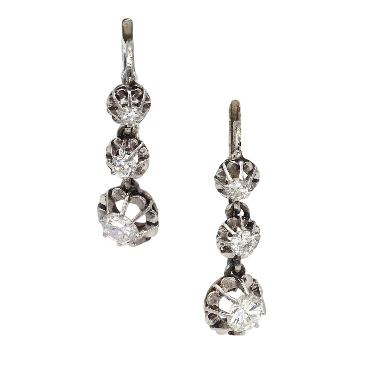 Boucles d'oreilles Dormeuses en or blanc, platine et diamants - Castafiore