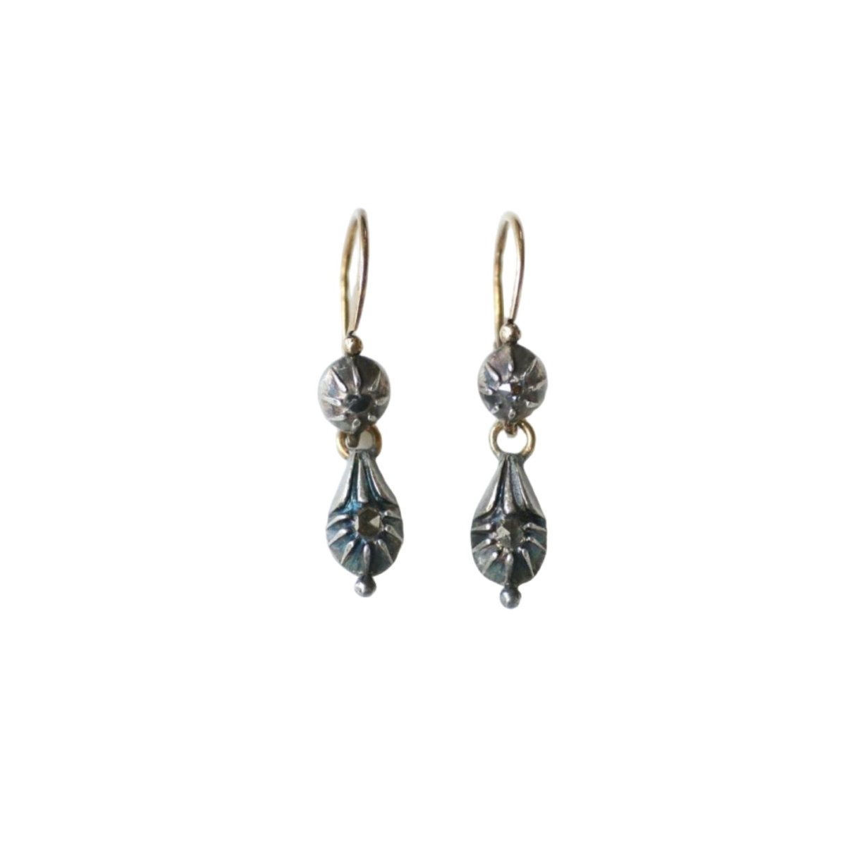 Boucles d'Oreilles Dormeuses en or jaune, argent et diamants - Castafiore
