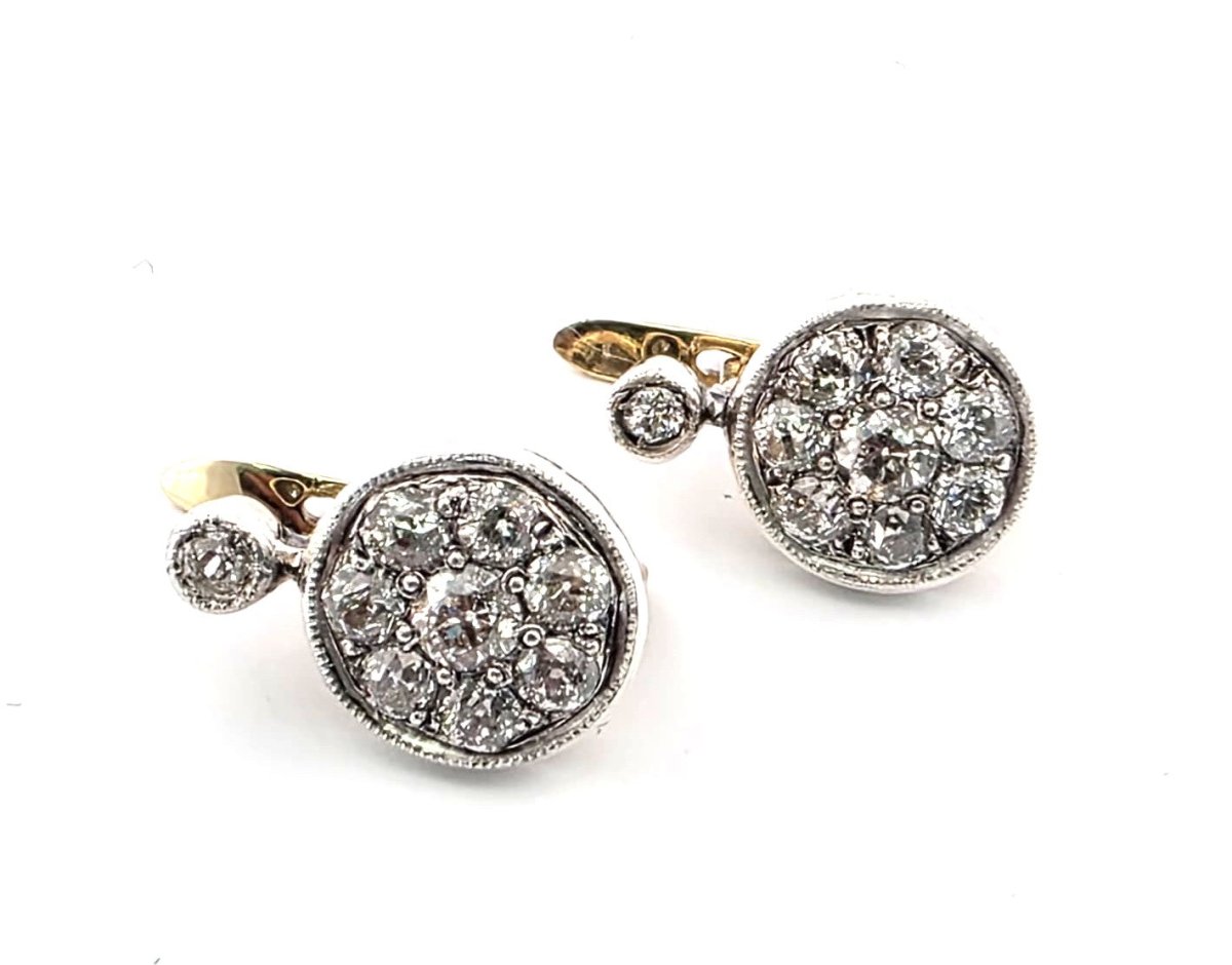 Boucles d'oreilles Dormeuses en or jaune et diamants - Castafiore