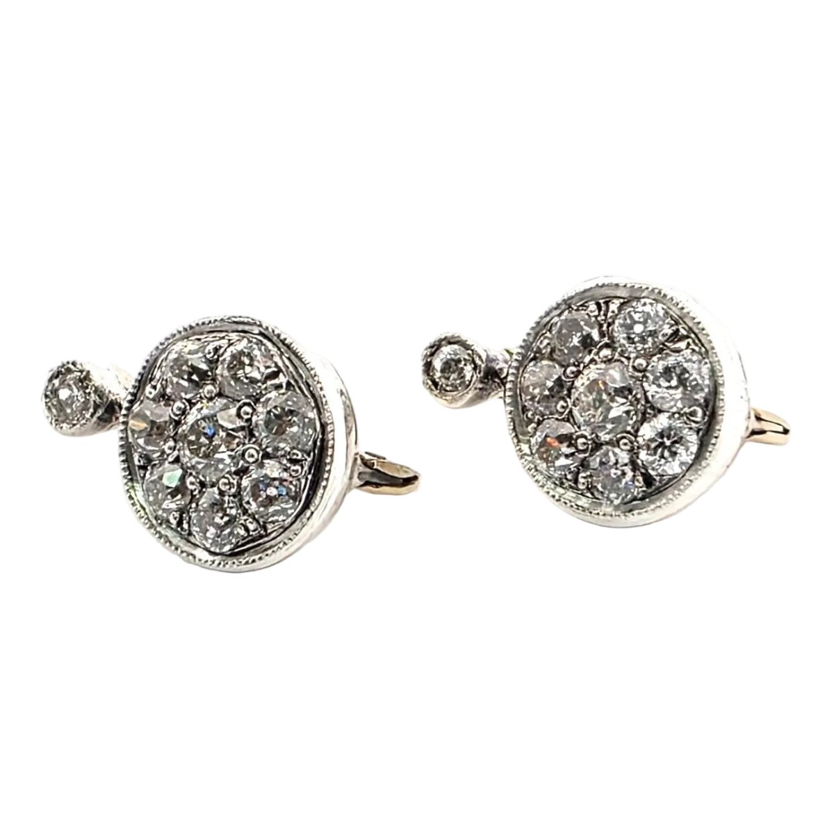Boucles d'oreilles Dormeuses en or jaune et diamants - Castafiore