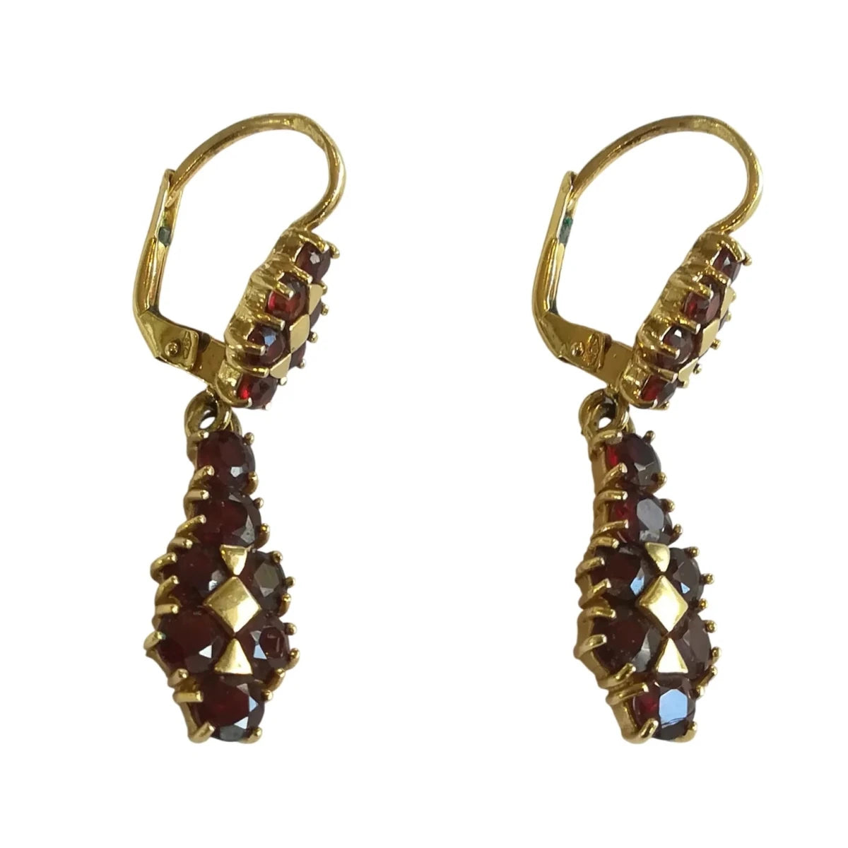 Boucles d'oreilles Dormeuses en or jaune et grenats - Castafiore