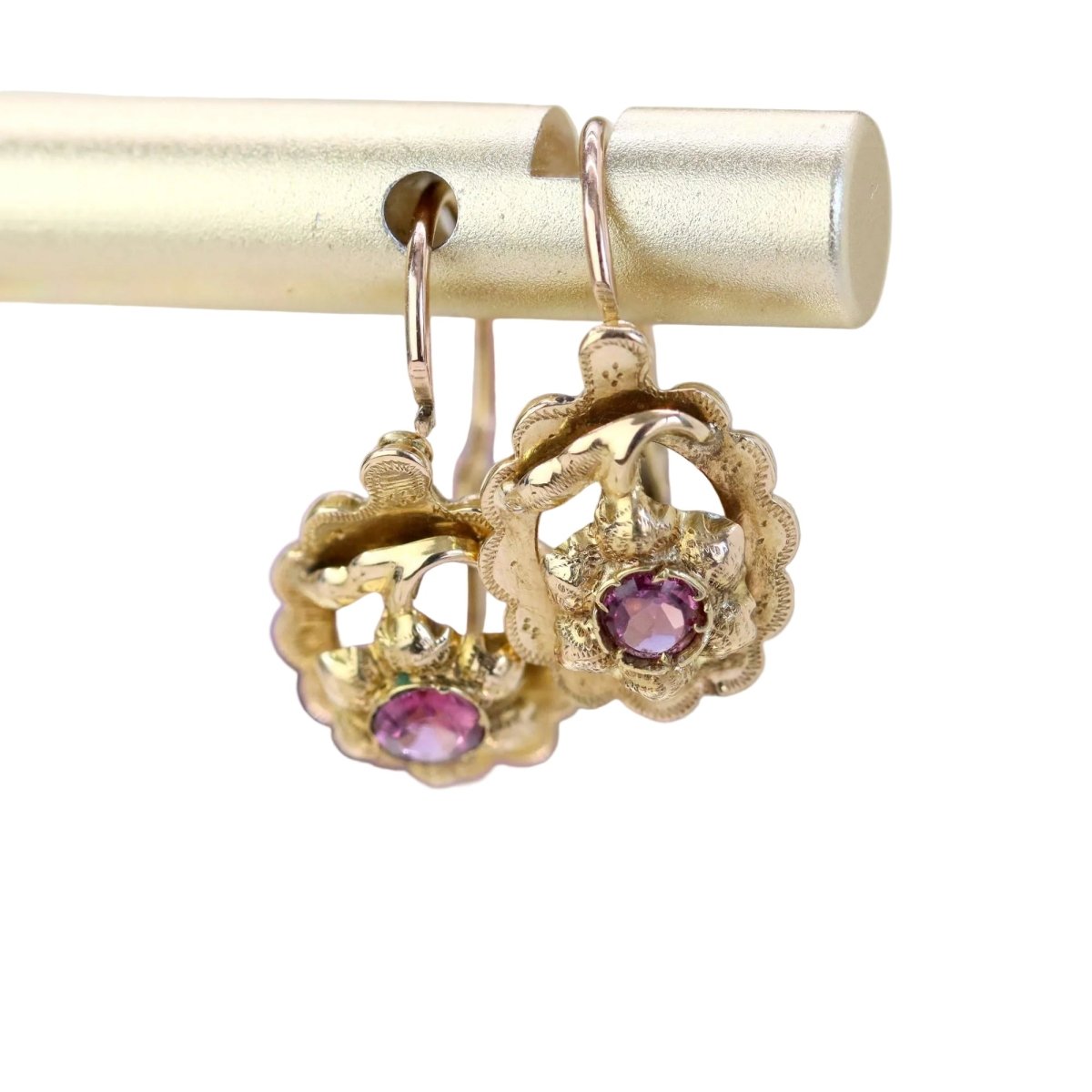 Boucles d'oreilles Dormeuses en or jaune et grenats - Castafiore