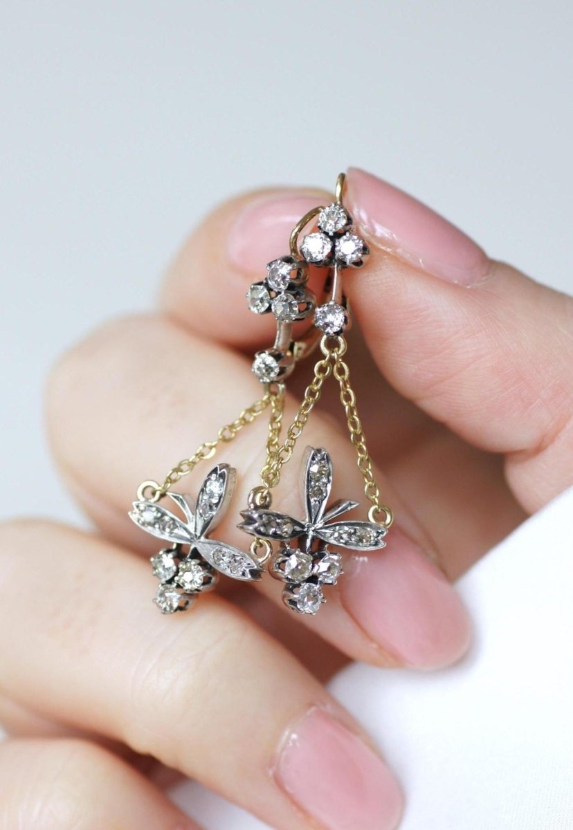 Boucles d'oreilles Dormeuses en or jaune, or rose, argent, et diamants - Castafiore