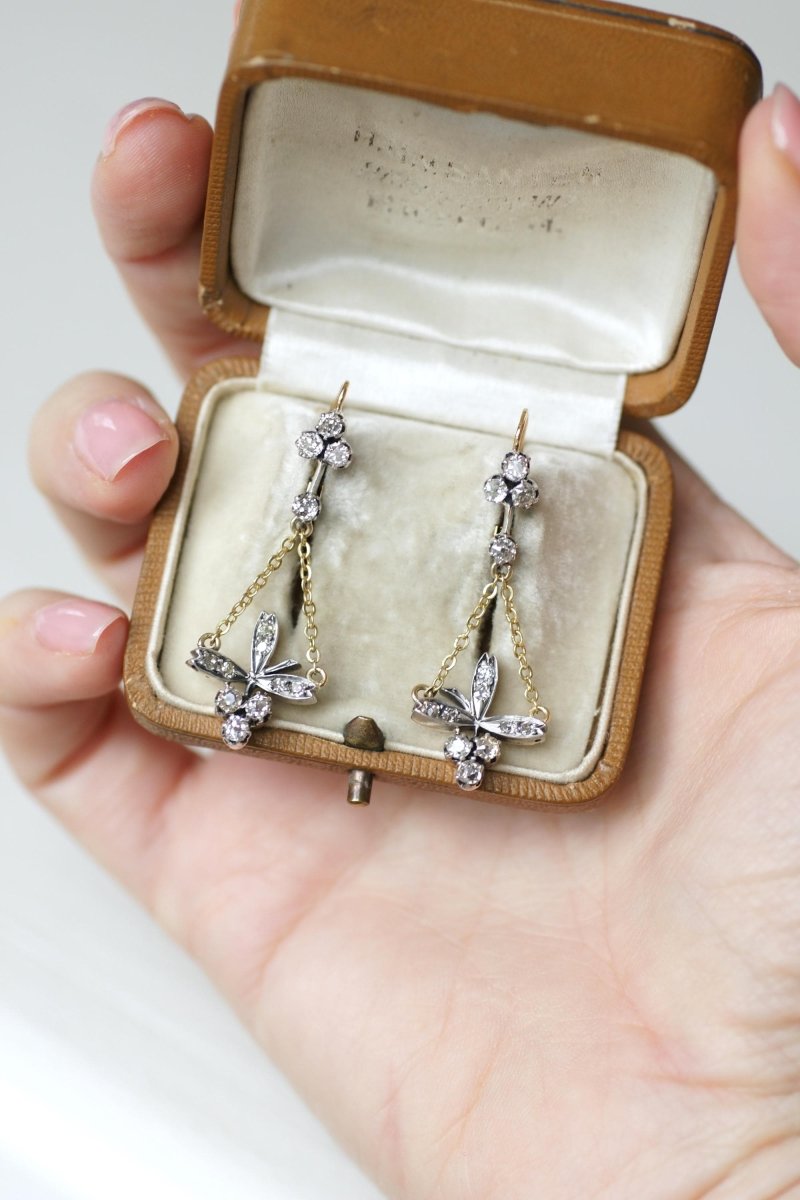 Boucles d'oreilles Dormeuses en or jaune, or rose, argent, et diamants - Castafiore