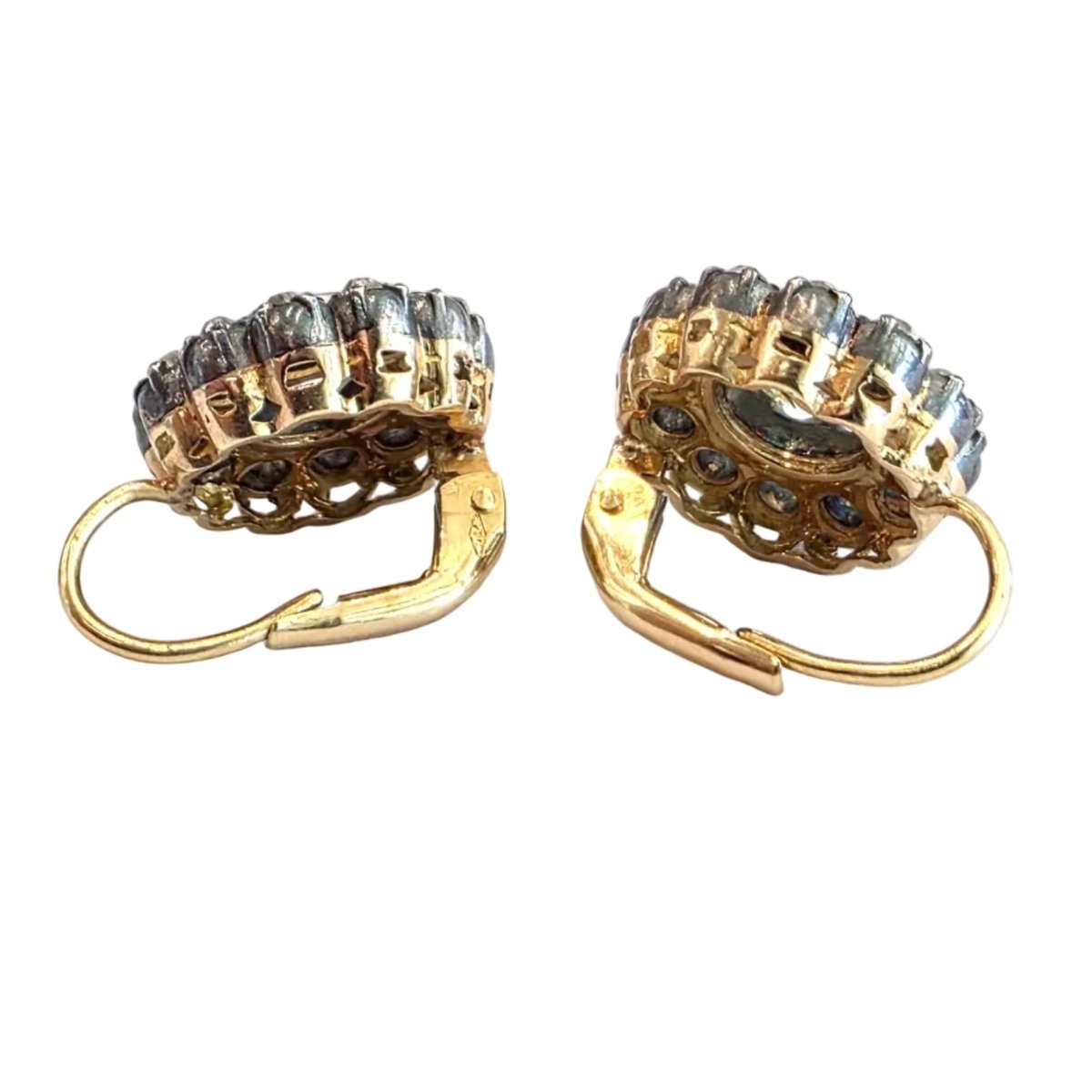 Boucles d'oreilles Dormeuses en or jaune, platine et diamants - Castafiore