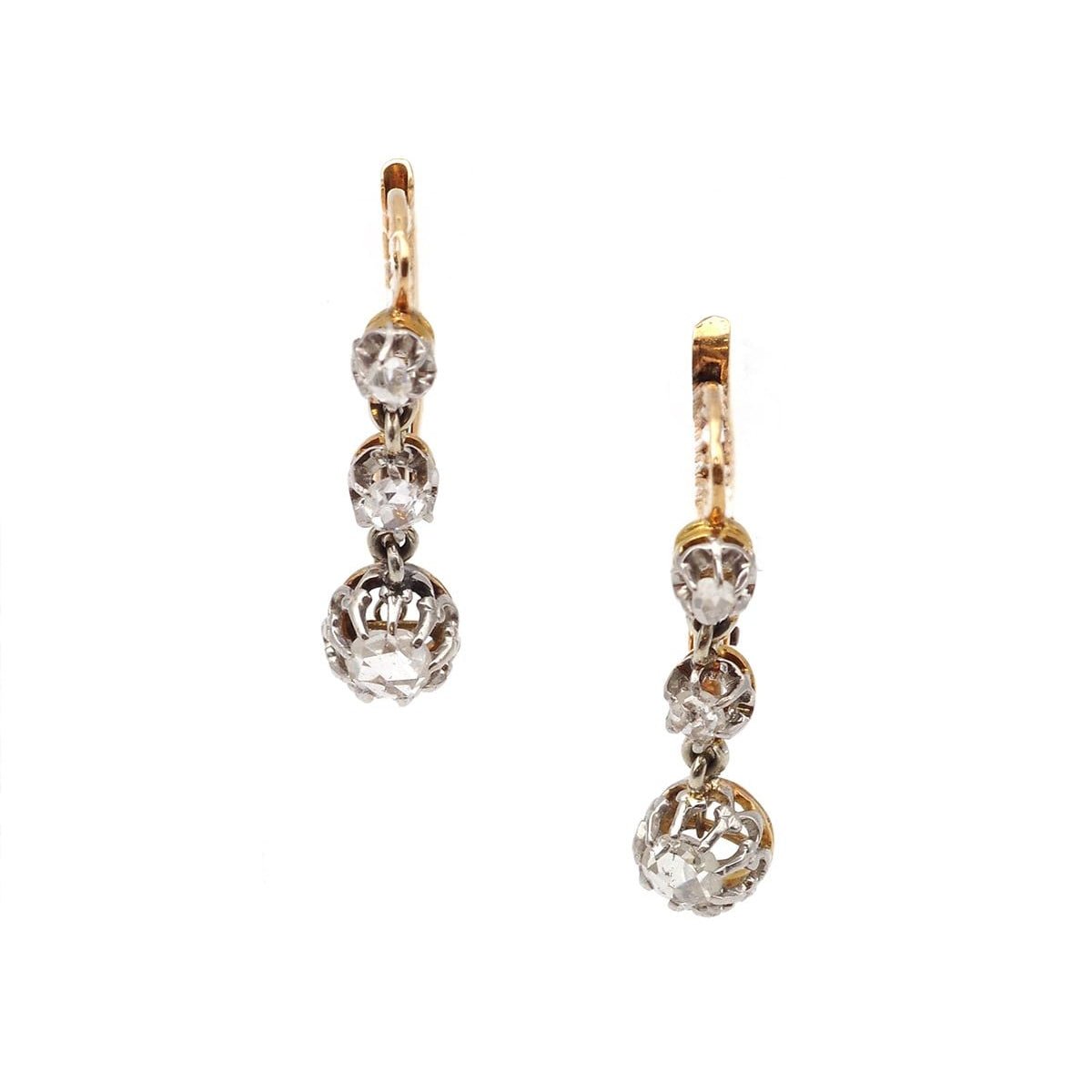 Boucles d'oreilles Dormeuses en or jaune, platine et diamants - Castafiore