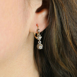Boucles d'oreilles Dormeuses en or jaune, platine et diamants - Castafiore