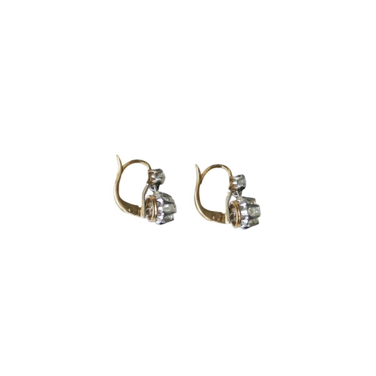 Boucles d'oreilles Dormeuses en or jaune, platine, et diamants - Castafiore