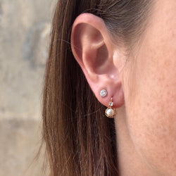 Boucles d'oreilles dormeuses en or jaune-rosé et perle et diamant - Castafiore