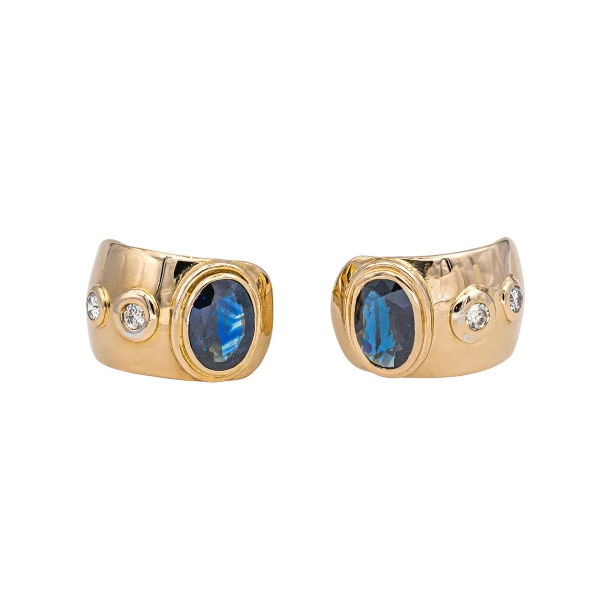 Boucles d'oreilles Dormeuses en or jaune, saphirs et diamants - Castafiore