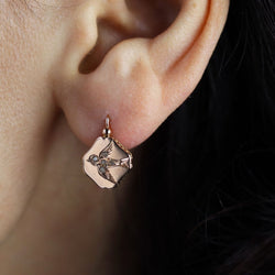 Boucles d'oreilles dormeuses en or rose et diamant - Castafiore